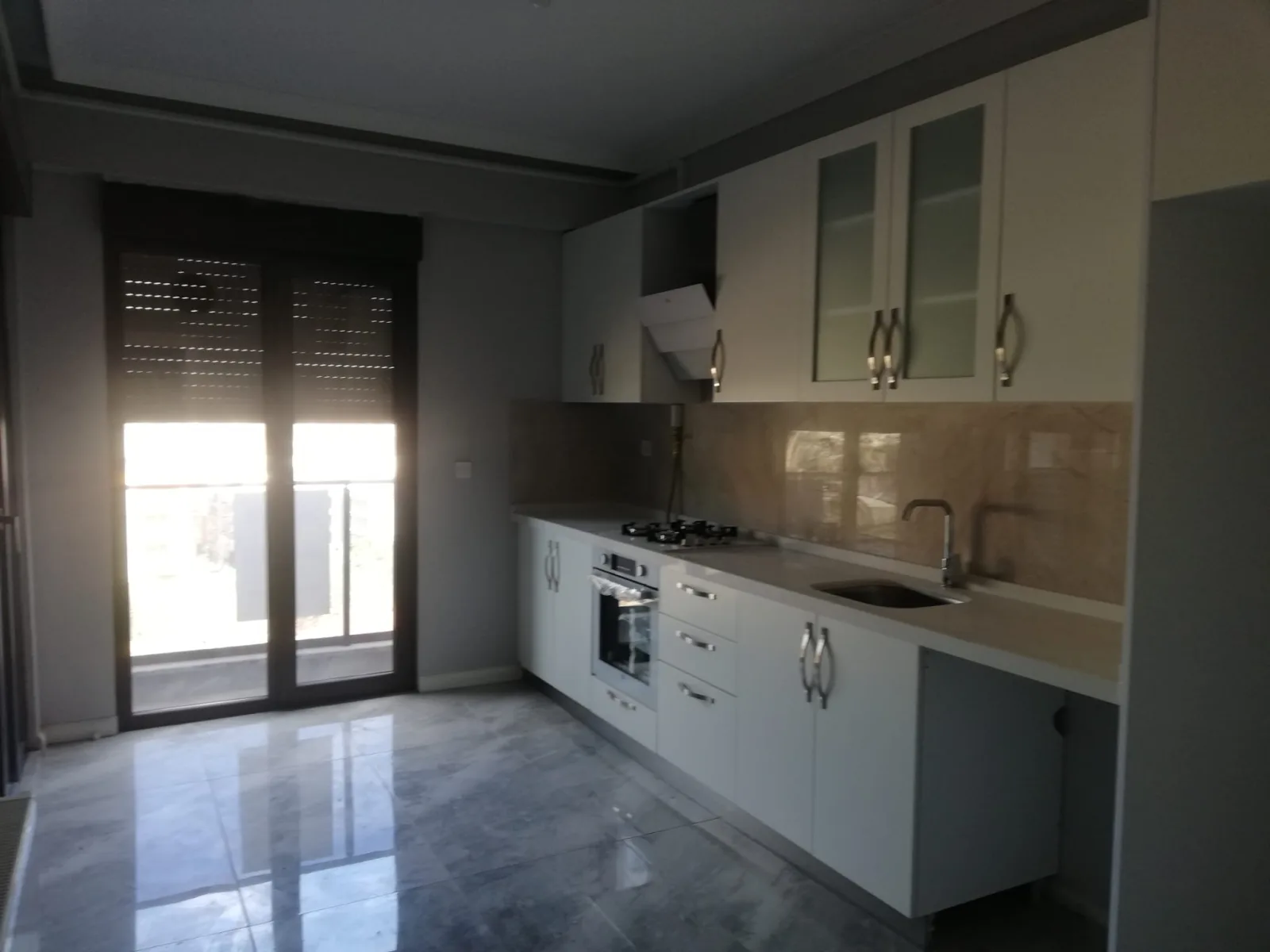 Atatürk 'de Kiralık 3+1 Sıfır Lüks Daire (6 NUMARALI DAİRE )