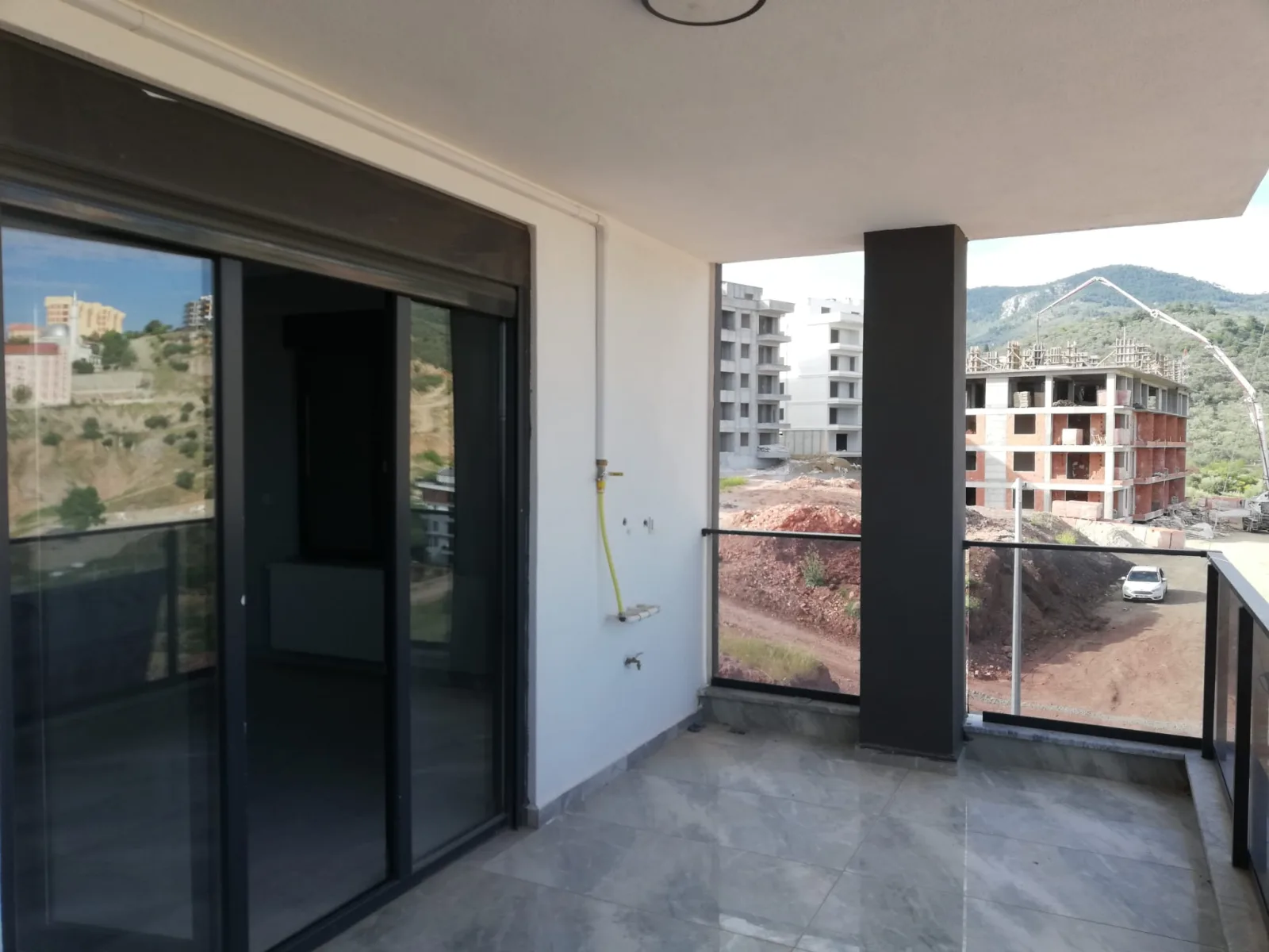 Atatürk 'de Kiralık 3+1 Sıfır Lüks Daire (6 NUMARALI DAİRE )