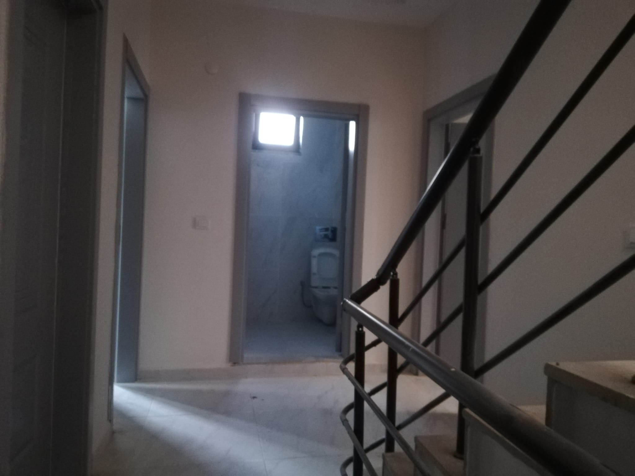 AVCILAR'DA DENİZE 150 M. SIFIR 4+1 VİLLA