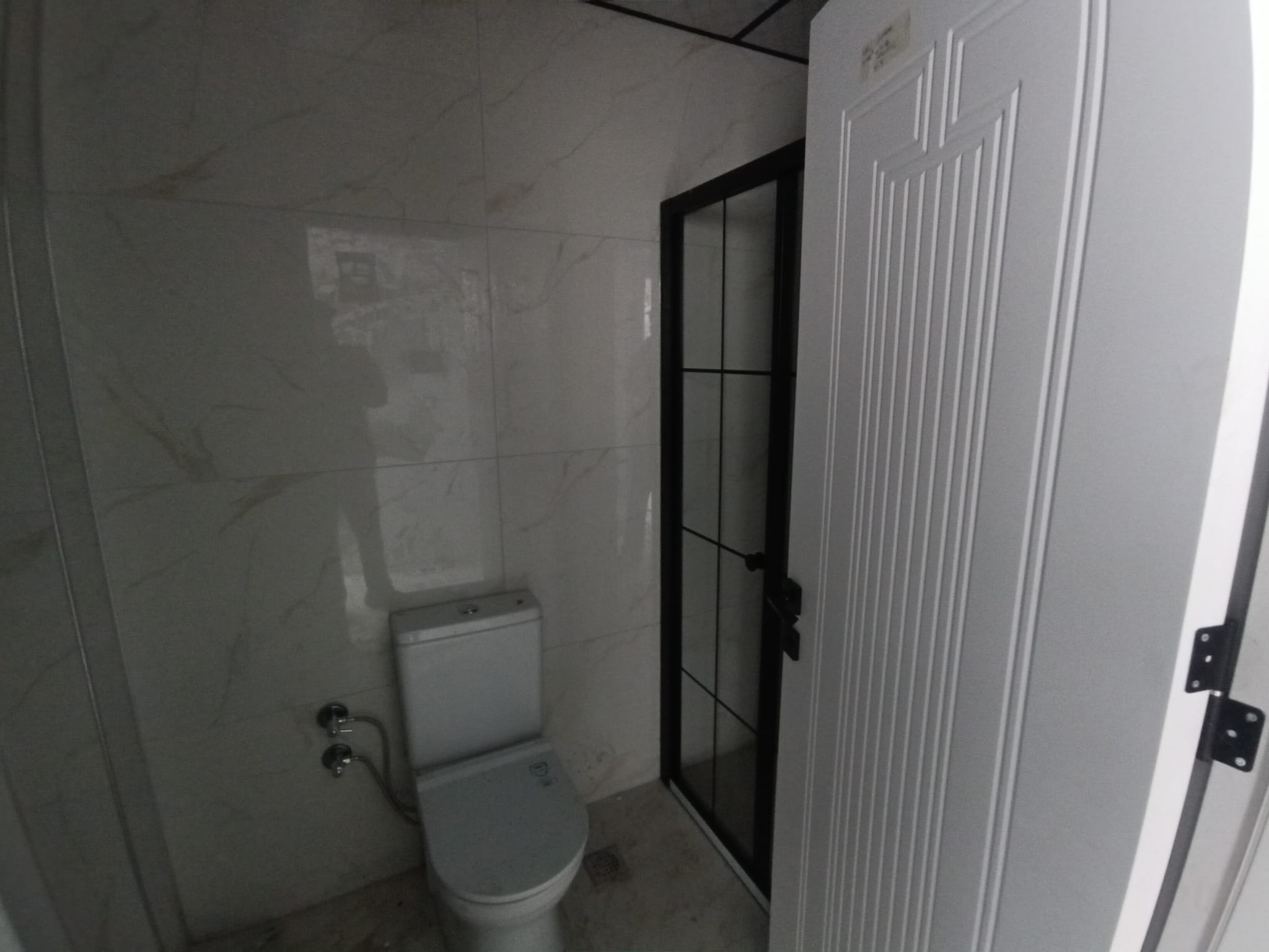 EDREMİT KADIKÖY MAHALLESİNDE SATILIK SIFIR 1+1 DAİRE – GENİŞ BALKONLU, ASANSÖRLÜ, OTOPARKLI