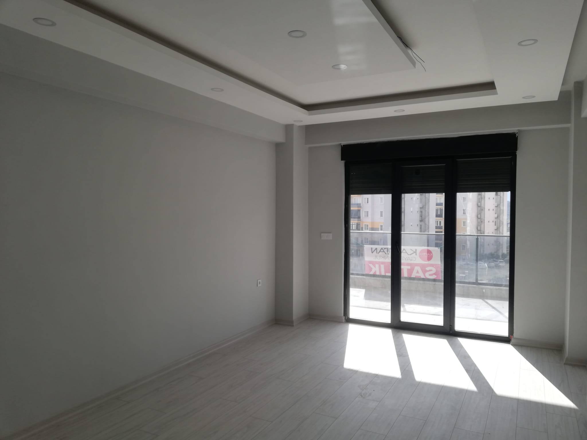 Atatürk 'de Satılık 2+1 120 M2 Geniş Balkon Daire