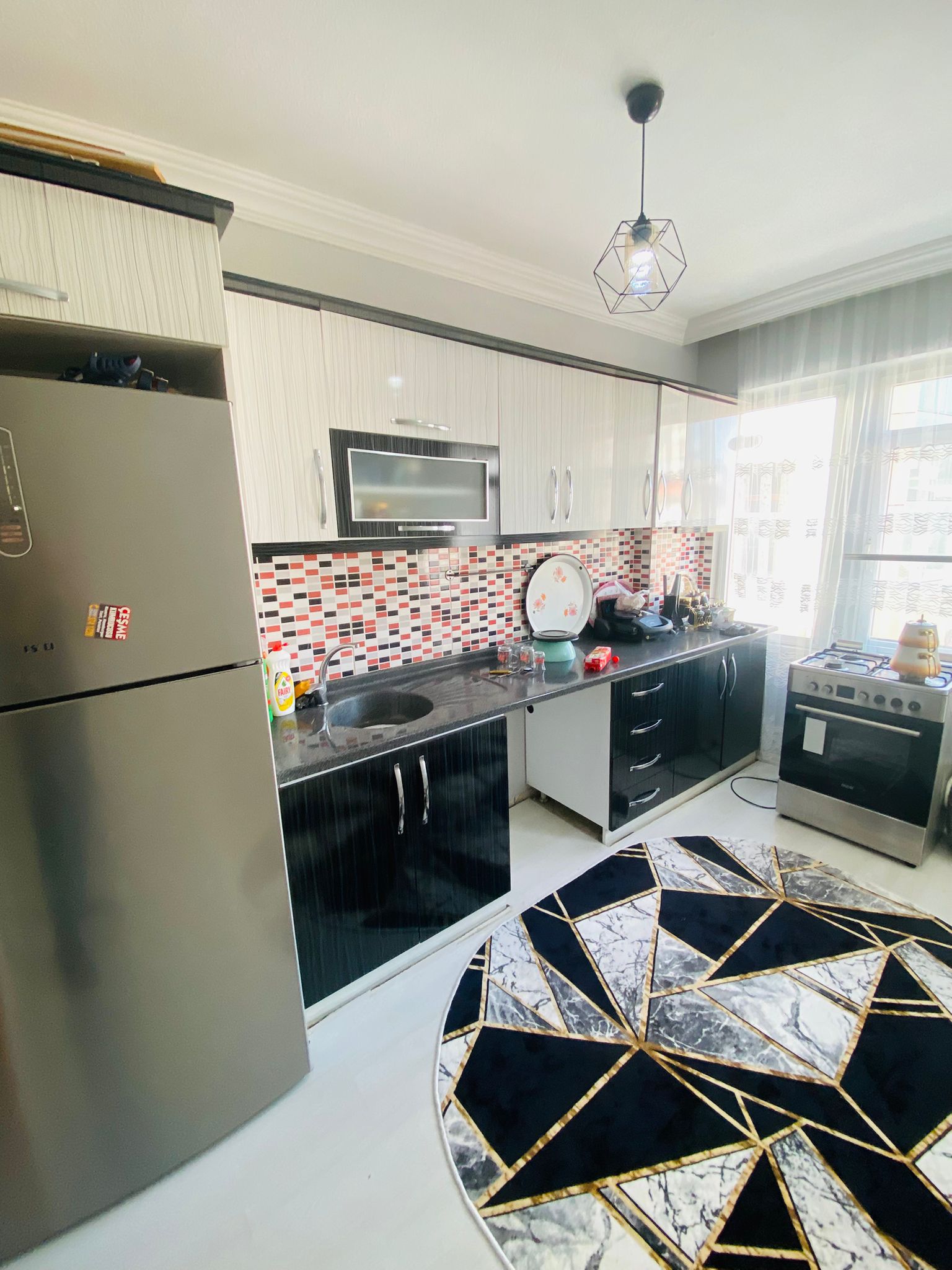 Edremit Cumhuriyet Meydanına 100 m 3+1 satılık daire