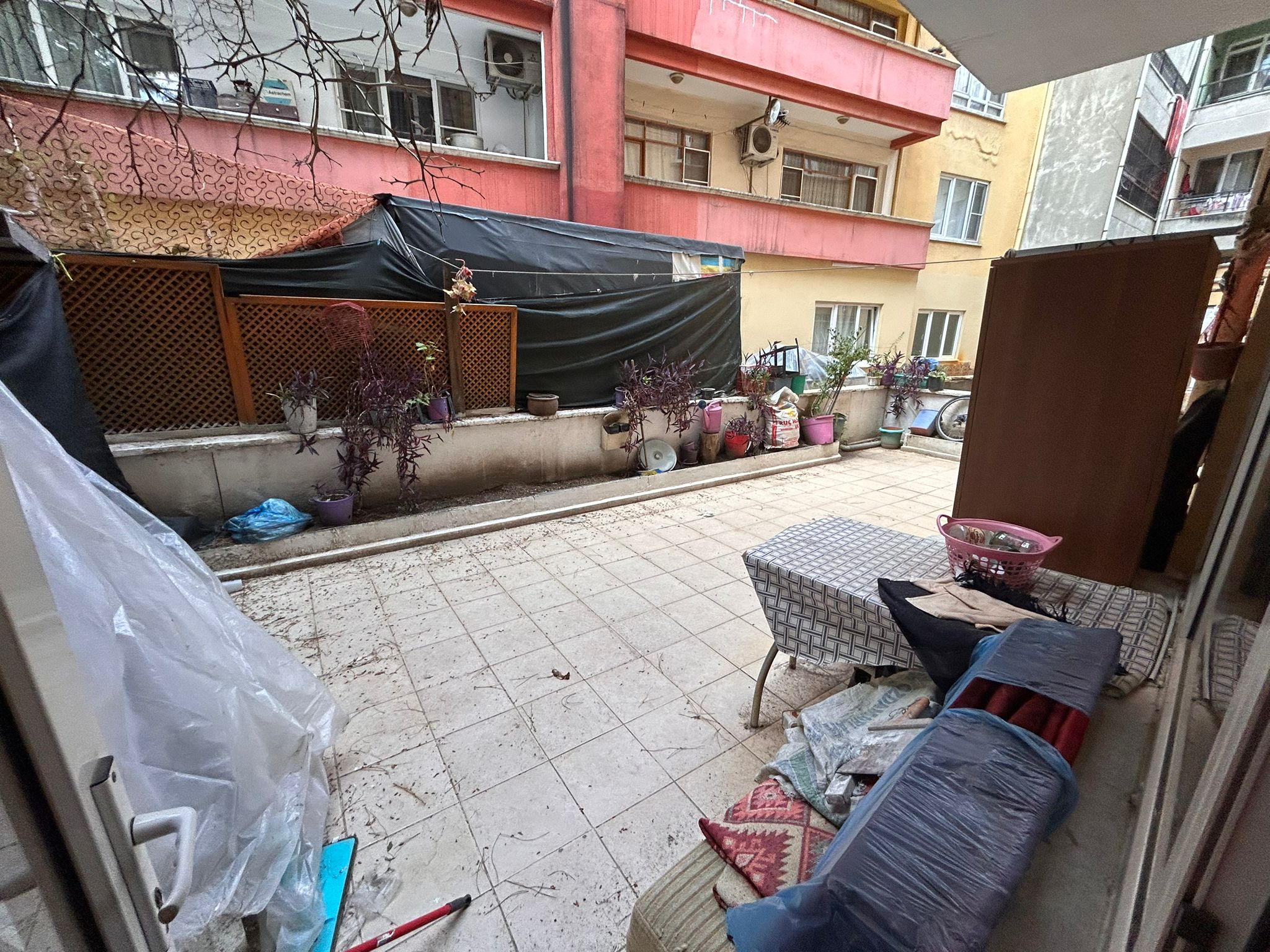 EDREMİT TUZCUMURAT MAHALLESİNDE SATILIK 3+1 DAİRE
