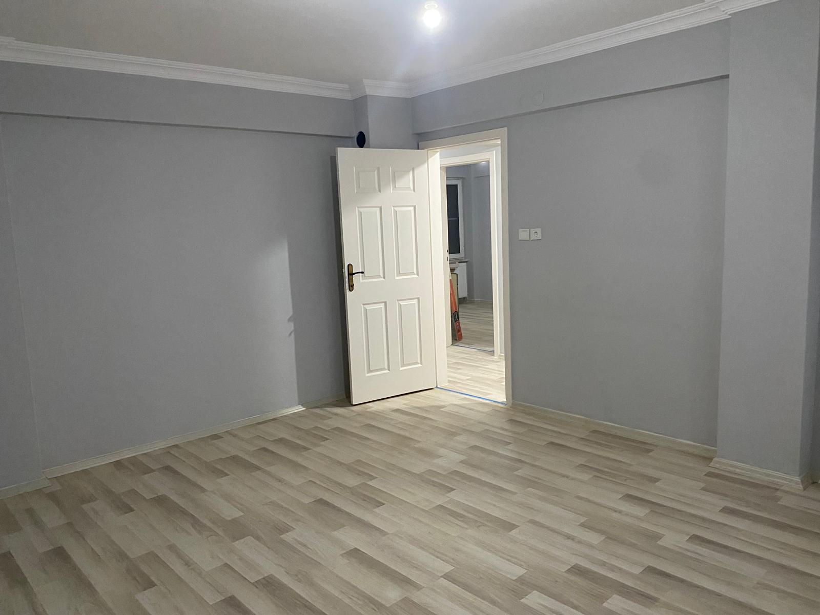 EDREMİT CUMHURİYET MAHALLESİNDE 3+1 JEOTERMALLİ KİRALIK DAİRE