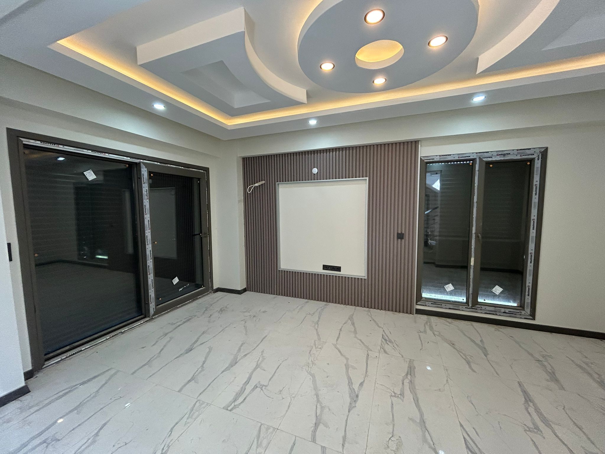 HAYALİNİZDEKİ YAŞAM BURADA BAŞLIYOR!