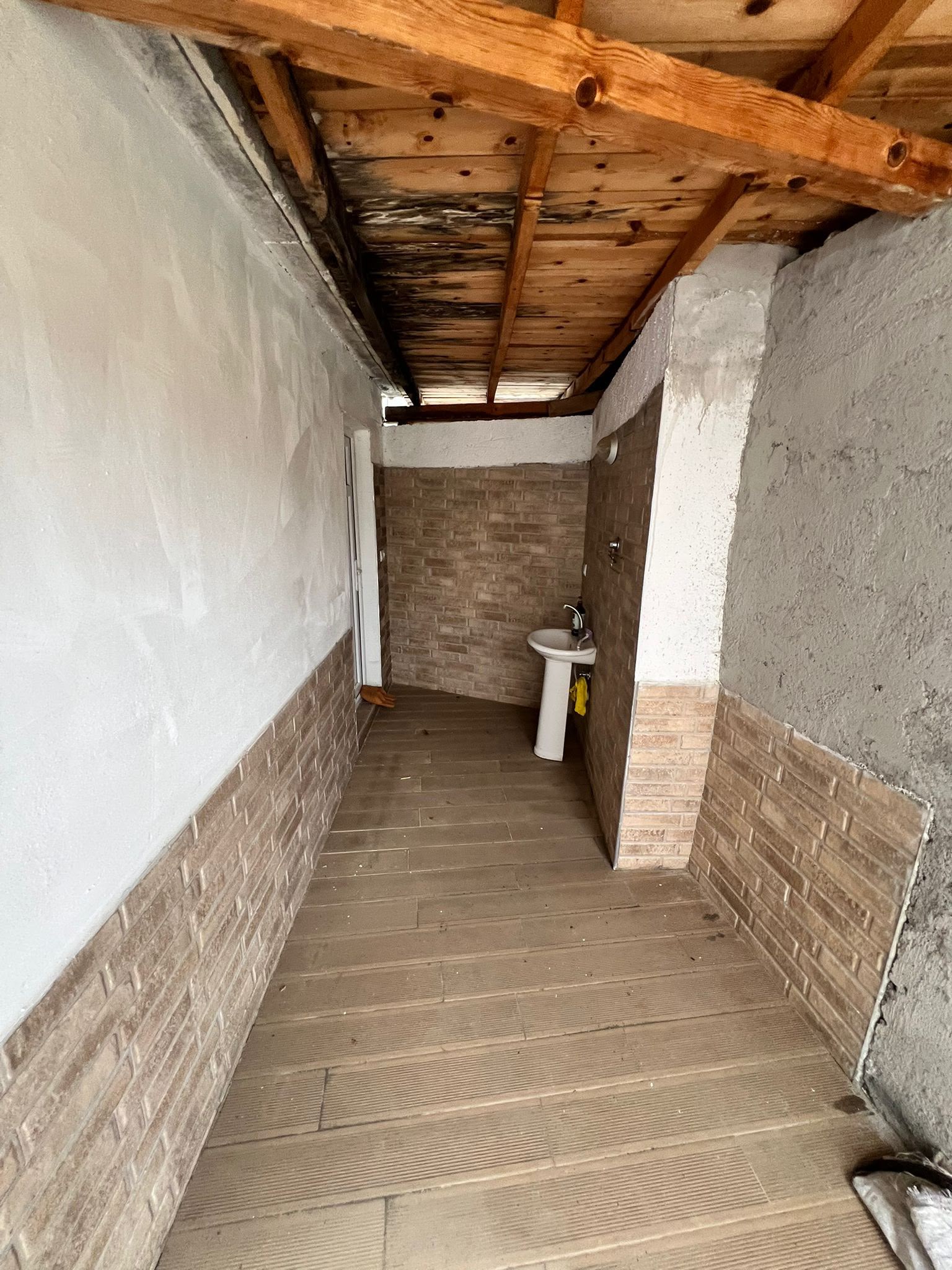 Doğayla İç İçe | 434 M² Arsa İçerisinde Özel Tasarım Köy Evi