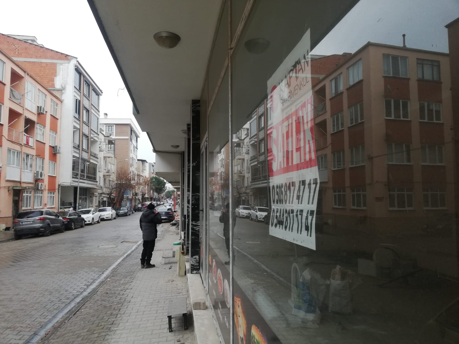 İnönü Caddesinde 120 M2 Satılık Dükkan