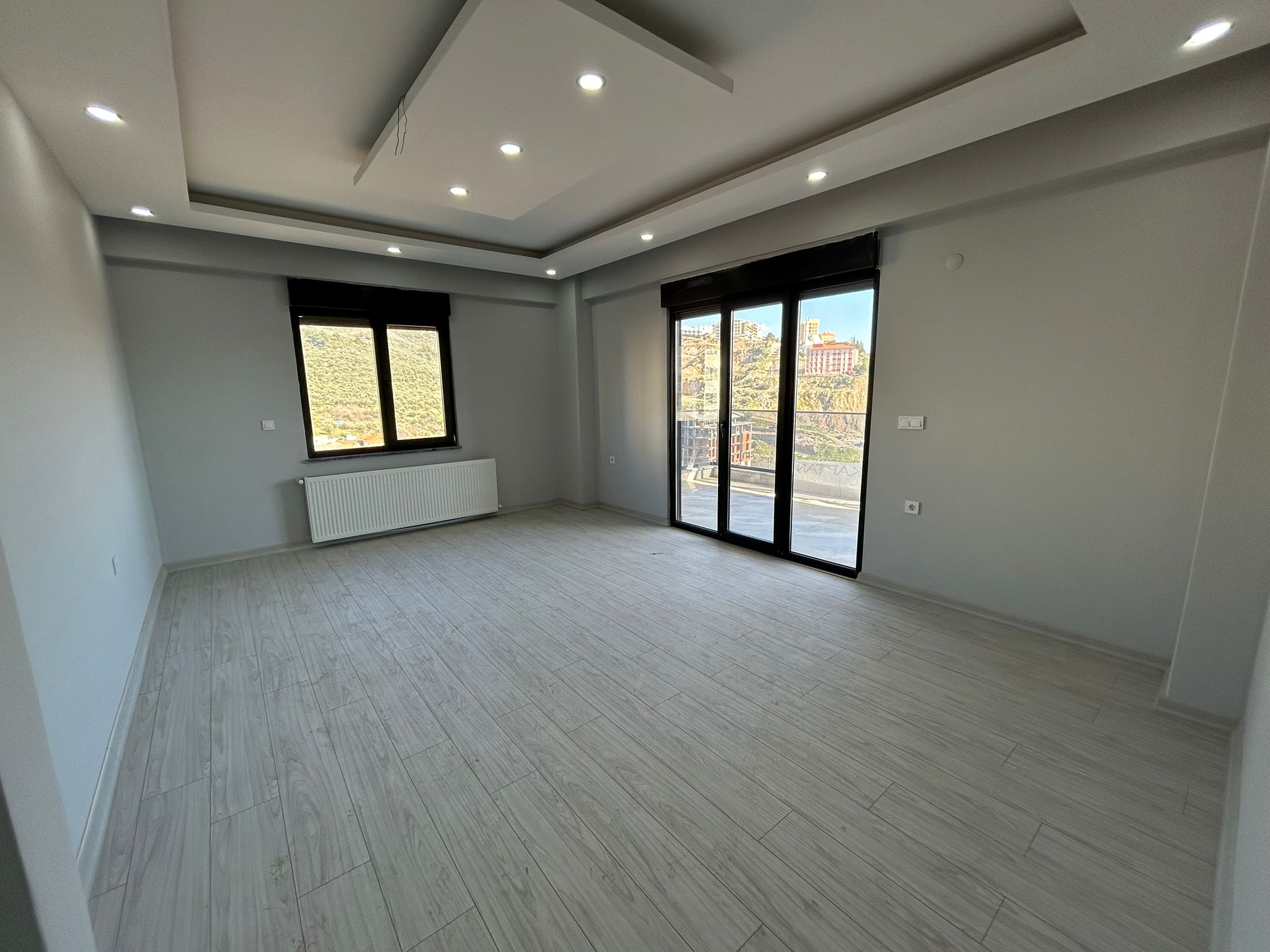 ATATÜRK MAHALLESİ’NİN EN GÜZEL YERİNDE SATILIK 3+1 DAİRE ( 16 Numara)