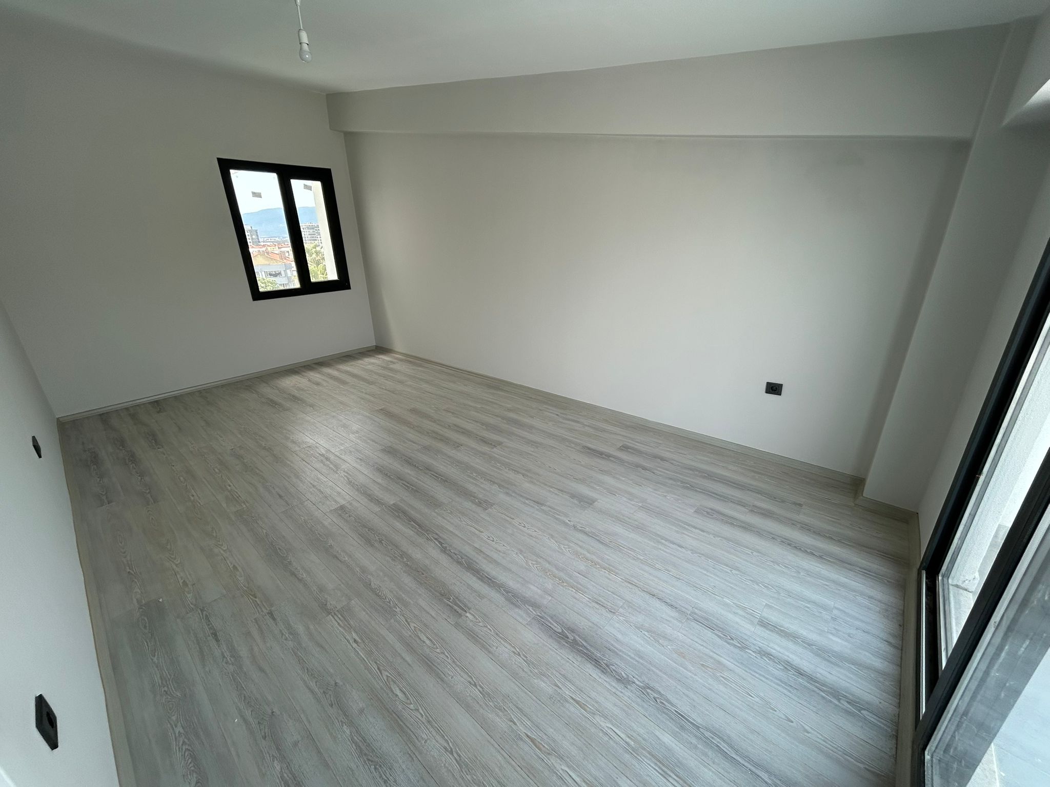 BALIKESİR EDREMİT KADIKÖY’DE SATILIK DUBLEKS DAİRE
