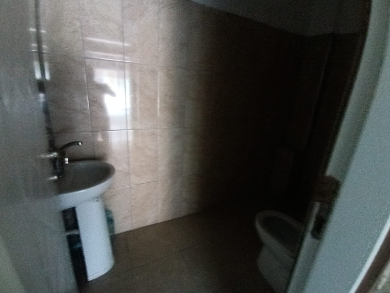 İnönü Caddesinde Kiralık 90 M2 Dükkan